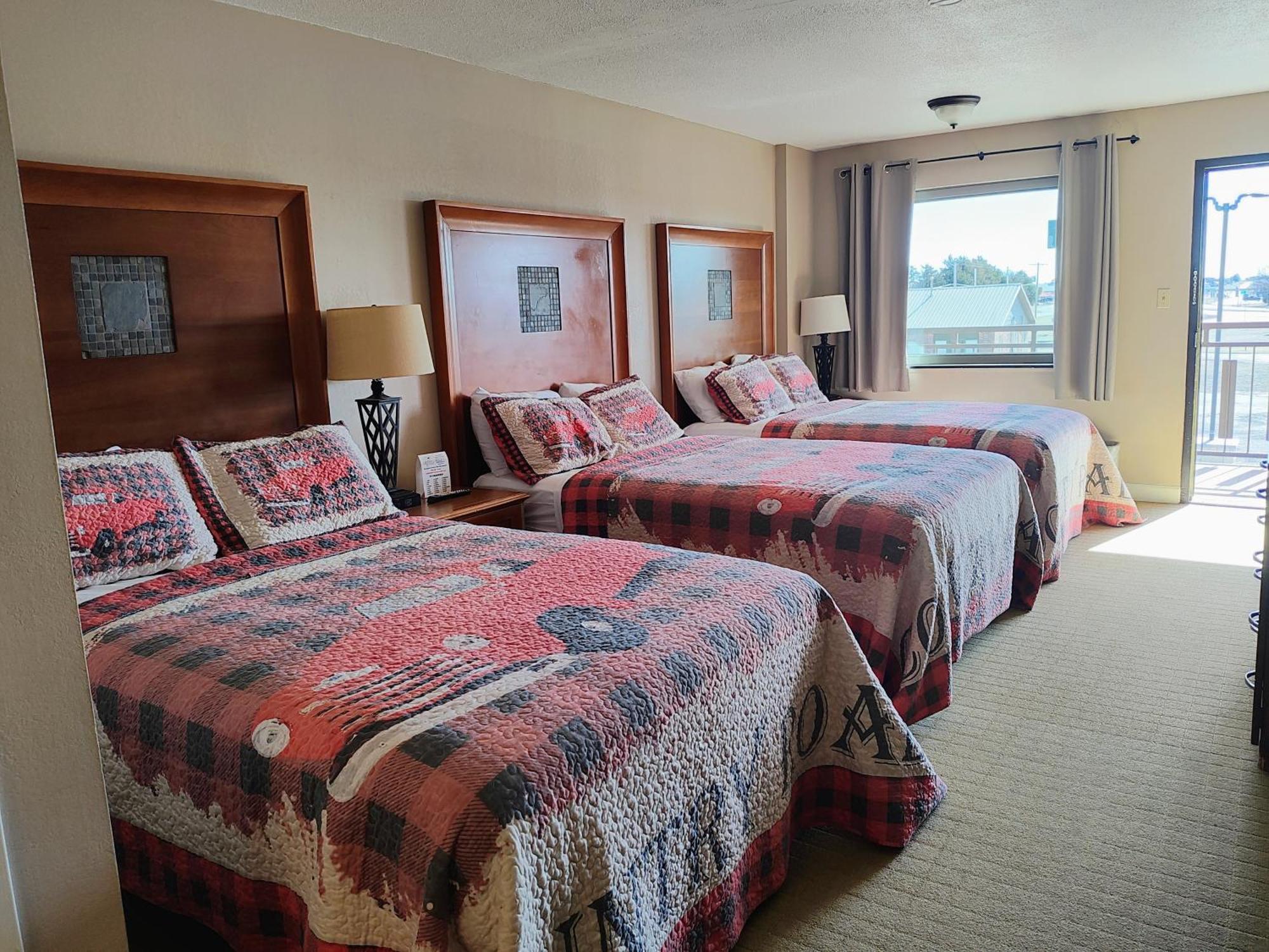 The Lodge At Russell - Russell Inn Room photo